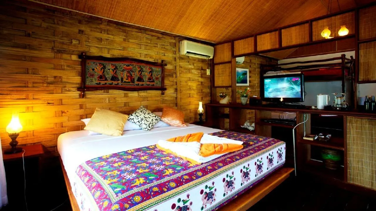 ***  Nangyuan Island Dive Resort Koh Tao Thailand